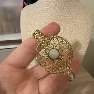 Elegant Gold Wire Bracelet with White Accents